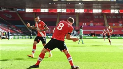 إيفرتون يتجرع الهزيمة الأولى في الدوري الإنجليزي هذا الموسم