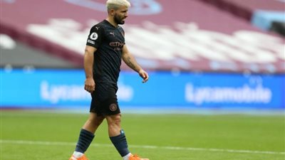 الفحص الطبي يحدد مدة غياب اجويرو عن الملاعب 