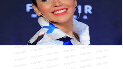 لقاء الخميسي تتألق بفستان ملئ بالألوان في رابع أيام مهرجان الجونة السينمائي