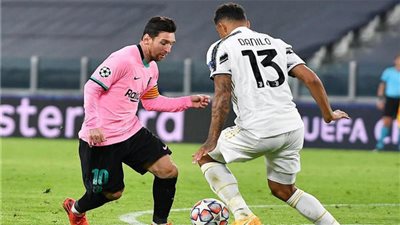 ميسي يُزين التشكيل المتوقع لمباراة برشلونة وديبورتيفو الافيس في الدوري الاسباني