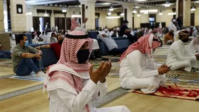 تراجع الإصابات النشطة بكورونا في السعودية إلى 8000 حالة