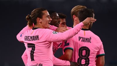 هل يتخلص كومان من نجوم برشلونة القدامى؟