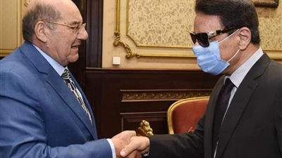 رئيس 'الأعلى للإعلام' يزور مجلس الشيوخ لتقديم التهنئة