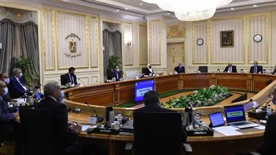 الكمامة أو الغرامة.. تفاصيل اجتماع اللجنة العليا لإدارة أزمة كورونا