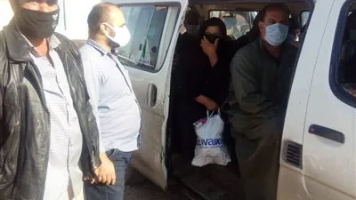 حملات مكثفة على مواقف 