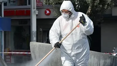 اليونان تفرض الإغلاق التام لمواجهة فيروس كورونا