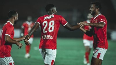 الأهلي يعرض 3 لاعبين في صفقة بيكهام.. تعرف عليهم