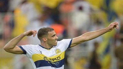 حمد الله ينافس سداسي ناري على جائزة الأفضل 