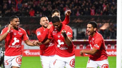 ستاد بريست يفاجئ  ليل في الدوري الفرنسي