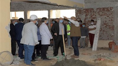 محافظ بني سويف يتفقد أعمال رفع كفاءة مستشفى الصدر 