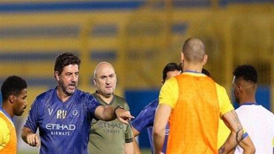 فيتوريا مُرشح للحصول على لقب أفضل مدرب في غرب آسيا