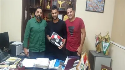 البنك الأهلي يحصل على توقيع أحمد شرويدة