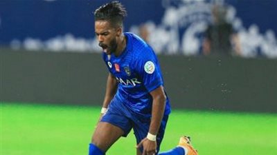 هيرفي رينارد يستبعد نواف العابد من معسكر المنتخب السعودي