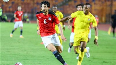 ضياء السيد ينتقد أداء منتخب مصر في مباراة توجو 