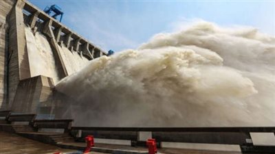 وزيرا الكهرباء  والإسكان يحضران احتفالية تحويل مجرى نهر روفيجى بتنزانيا