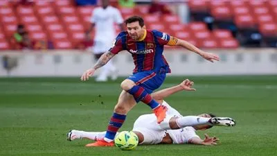 ليونيل ميسي يشعل برشلونة ويرد على الاتهامات