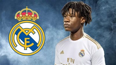  كامافينجا يرد على اهتمام ريال مدريد بضمه