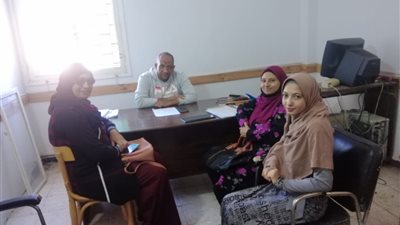 رئيس سفاجا تكلف إدارة الإنتاج والتعاون بعمل قاعدة بيانات لاصحاب الحرف التراثية واليدوية المتميزة بالمدينة 