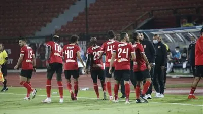 بعد إصابة شريف وسليمان.. تعرف على المصابين في مستشفي الأهلي