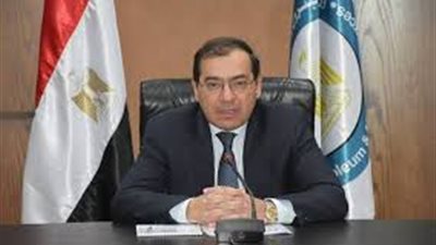 وزير البترول: قطاعى السياحة والطيران من القطاعات الاقتصادية الحيوية