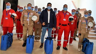 الهلال الأحمر يدفع بـ25 فريقًا لتطبيق الاجراءات الاحترازية بلجان بني سويف