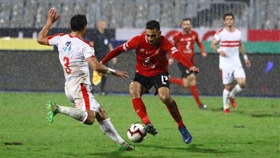 عاجل.. اتحاد الكرة يعلن أسماء المصابين بكورونا في الأهلي والزمالك