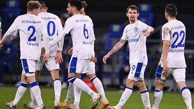 كورونا يضاعف متاعب شالكه في الدوري الألماني