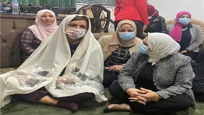 وزيرة الهجرة عن حضورها خطبة الجمعة: 