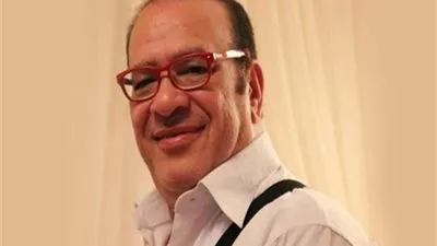 صلاح عبد الله يواسي جماهير الزمالك عقب خسارته أمام الأهلي