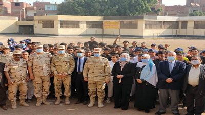 وكيل تعليم بني سويف تتابع سيرالمنظومة التعليمية بالمدارس العسكرية