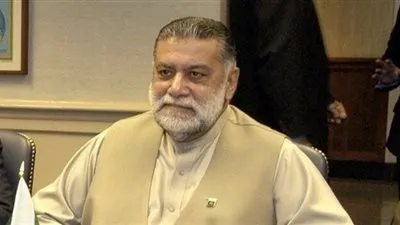 باكستان تعلن وفاة رئيس الوزراء الأسبق 