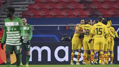 برشلونة يدهس فرينكفاروزي بثلاثية في غياب ميسي