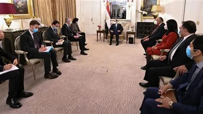 وزير المالية الفرنسي يهنئ السيسي على أداء الاقتصاد المصري اللافت