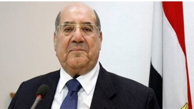 البرلمان العربي يُكرم المستشار عبدالوهاب عبدالرازق