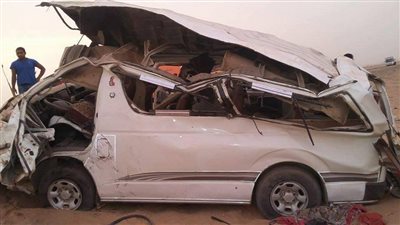 مصرع وإصابة 9 في إنقلاب ميكروباص بالصحراوي الشرقي ببني سويف