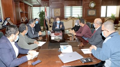 محافظ بني سويف يبحث سبل التعاون في تنشيط السياحة الداخلية