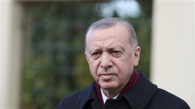 عبر تحويل مدخراتهم إلى الليرة.. أردوغان يستغيث بالأتراك لإنقاذ إقتصاد بلاده