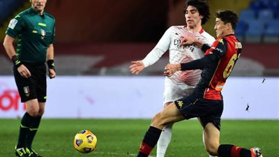 ميلان يقتنص نقطة ثمينة من جنوى ويحافظ على صدارة الكالتشيو