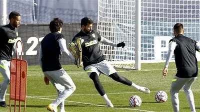 كوستا يشارك في تدريبات أتلتيكو مدريد بعد غياب 3 أيابيع 