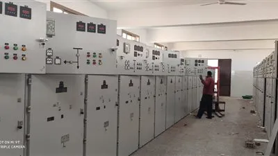 وزير الإسكان: إطلاق التيار الكهربائي ببعض أحياء مشروع 