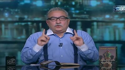 ابراهيم عيسى: ننفق 200 مليار جنيه سنويا على الأكل (فيديو)