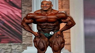 محافظ كفر الشيخ يهنئ 