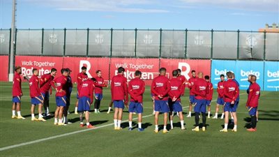 نجم برشلونة يقترب من العودة