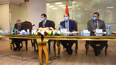 وزير المالية يعد بضخ دماء جديدة من الكوادر الشابة بالمواقع القيادية بمصلحة الضرائب