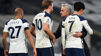 نجم توتنهام يرحب بالانتقال إلى باريس سان جيرمان