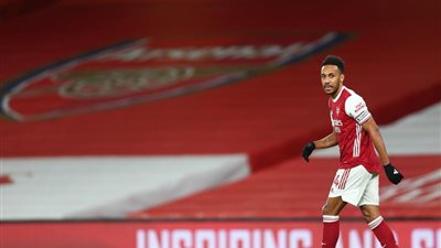 أوباميانج يستهدف رقم تيري هنري في الدوري الانجليزي 