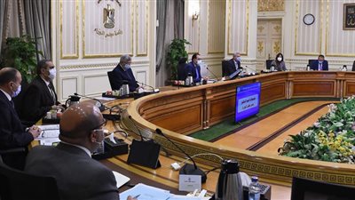 غرامات فورية.. أبرز قرارات الحكومة لمواجهة الموجة الثانية من كورونا