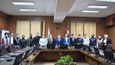 رئيس جامعة بني سويف يلتقي برؤساء اتحاد الطلاب ويوجه بتدريبهم على مهارات القيادة