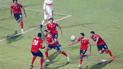 الأهلي يقهر الزمالك ويحسم الصفقة الذهبية