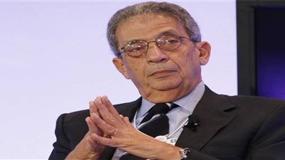 بعد إصابته بكورونا.. تفاصيل الحالة الصحية لعمرو موسى